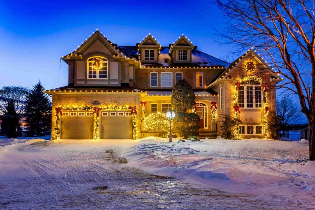 Christmas Lights Installation in Saskatoon. Call Comet Window Cleaning Today