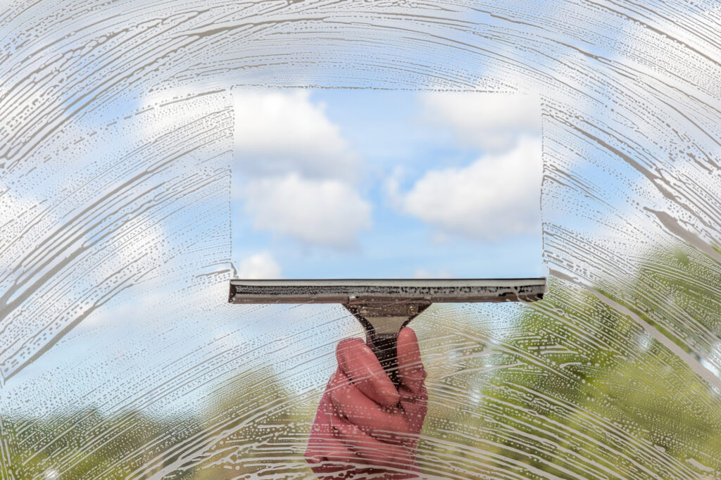Window Cleaning in Saskatoon. Contact Comet Window Cleaning Toda!