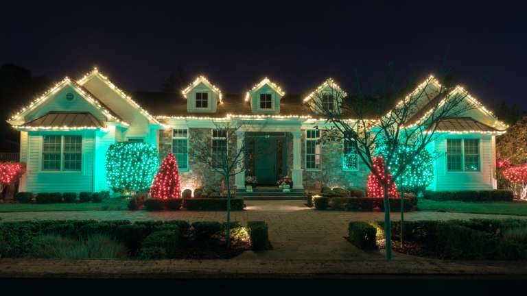 Christmas Lights Saskatoon home with professional holiday light design 2025